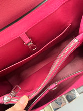 Load image into Gallery viewer, Louis Vuitton Ostrich Capucines MM pink