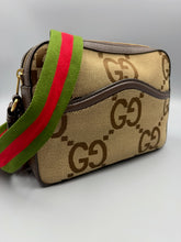 Load image into Gallery viewer, Gucci GG Jumbo Messenger