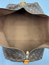 Load image into Gallery viewer, Louis Vuitton Keepall 55 Bandouliere bag with non braned strap