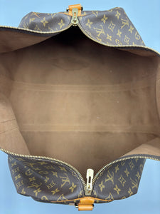 Louis Vuitton Keepall 55 Bandouliere bag with non braned strap
