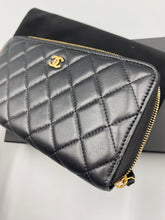 Load image into Gallery viewer, Chanel Black Quilted Lambskin Zippy wallet