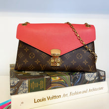 Load image into Gallery viewer, Louis Vuitton Pallas on chain monogram