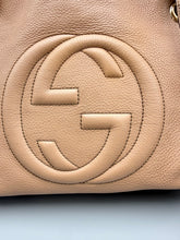 Load image into Gallery viewer, Gucci Beige Shoulder on Chain Soho bag