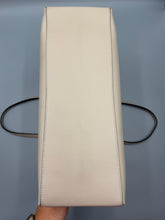 Load image into Gallery viewer, Louis Vuitton LockMe Beige and pink tote