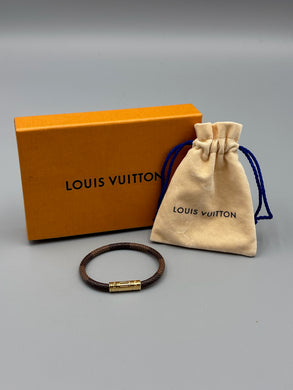 Louis Vuitton keep it damier bracelet