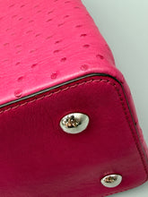 Load image into Gallery viewer, Louis Vuitton Ostrich Capucines MM pink