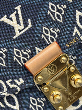 Load image into Gallery viewer, Louis Vuitton 1854 Blue Pochette Metis with strap