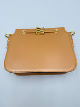 Load image into Gallery viewer, Fendi Vitello King Luxor Fendi Touch Shoulder Bag Caramello