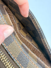 Load image into Gallery viewer, Louis Vuitton Geronimo ebene sling bag ebene