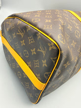Load image into Gallery viewer, Louis Vuitton Keepall 50 Bandouliere Safran monogram with strap