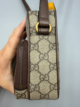 Load image into Gallery viewer, Gucci Ophidia Top Handle Amazon crossbody bag