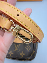 Load image into Gallery viewer, Louis Vuitton mini Bumbag monogram