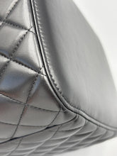 Load image into Gallery viewer, Chanel Caviar Quilted Large Vanity Pouch Black