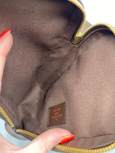Louis Vuitton Geronimos ebene waist/bumbag