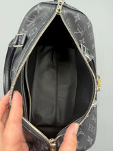 Load image into Gallery viewer, Louis Vuitton Soft Speedy 30 Eclipse monogram with strap