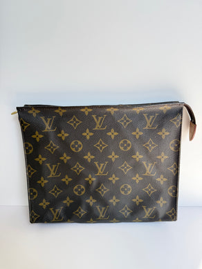 Louis Vuitton Vintage Toiletry pouch 26 monogram