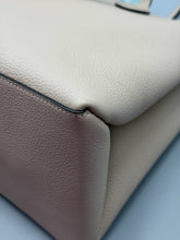 Load image into Gallery viewer, Louis Vuitton LockMe Beige and pink tote