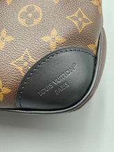 Load image into Gallery viewer, Louis Vuitton Boulogne Monogram/black with chain and crossbody strap