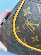 Load image into Gallery viewer, Louis Vuitton Ellipse PM bag monogram