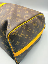 Load image into Gallery viewer, Louis Vuitton Keepall 50 Bandouliere Safran monogram with strap