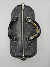 Load image into Gallery viewer, Louis Vuitton Soft Speedy 30 Eclipse monogram with strap