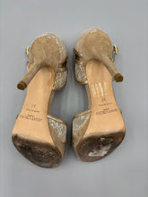 Load image into Gallery viewer, Jimmy Choo Laced Pattern heels - size 37