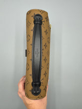 Load image into Gallery viewer, Louis Vuitton Reverse Pochette Metis Monogram with strap