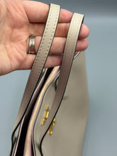 Load image into Gallery viewer, Louis Vuitton LockMe Beige and pink tote
