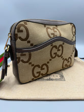 Load image into Gallery viewer, Gucci GG Jumbo Messenger