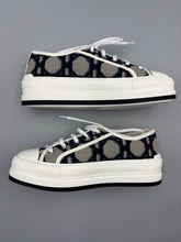 Load image into Gallery viewer, Dior Walk N Dior sneakers - size 38