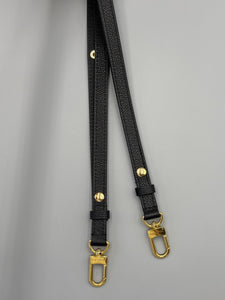 Louis Vuitton East West Pochette metis black empreinte monogram