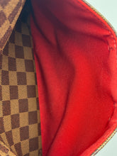 Load image into Gallery viewer, Louis Vuitton Besace South Bank ebene crossbody