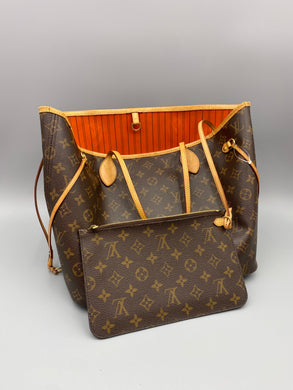 Louis Vuitton Rivoli MM Monogram NM with strap – Erin's Online Wardrobe