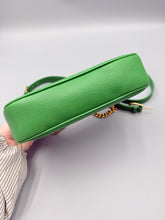 Load image into Gallery viewer, Gucci Small Aphrodite shoulder bag with chain and strap