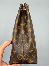 Load image into Gallery viewer, Louis Vuitton Graceful PM monogram