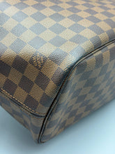 Load image into Gallery viewer, Louis Vuitton Neverfull MM ebene