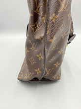 Load image into Gallery viewer, Louis Vuitton Metis Hobo with strap