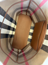 Load image into Gallery viewer, Burberry nova check tote