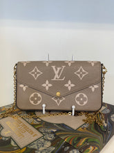 Load image into Gallery viewer, Louis Vuitton Felicie Bicolore dove with inserts