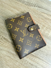 Load image into Gallery viewer, Louis Vuitton Agenda PM monogram
