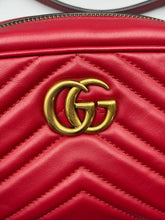 Load image into Gallery viewer, Gucci Camera mini marmont crossbody bag