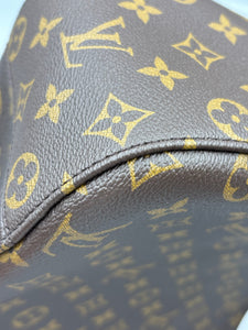 Louis Vuitton slouchy mm monogram