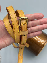 Load image into Gallery viewer, Louis Vuitton Astor Mini Vernis gold bucket bag