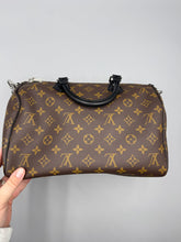 Load image into Gallery viewer, Louis Vuitton Soft Speedy 30 Monogram with Black