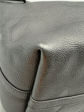 Load image into Gallery viewer, Louis Vuitton Carryall MM black monogram with pouch