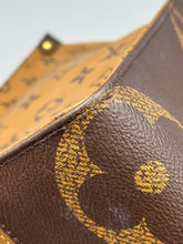 Load image into Gallery viewer, Louis Vuitton ONTHEGO MM reverse monogram