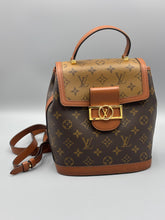 Load image into Gallery viewer, Reverse monogram Louis Vuitton dauphine backpack