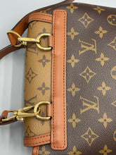 Load image into Gallery viewer, Reverse monogram Louis Vuitton dauphine backpack