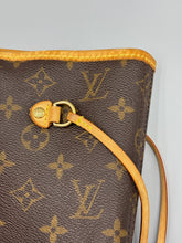 Load image into Gallery viewer, Louis Vuitton Neverfull MM monogram