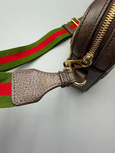 Load image into Gallery viewer, Gucci GG Jumbo Messenger